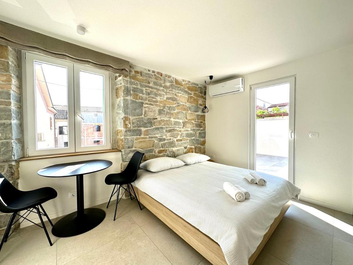 Damir Skomina Apartments Koper Bagian luar foto