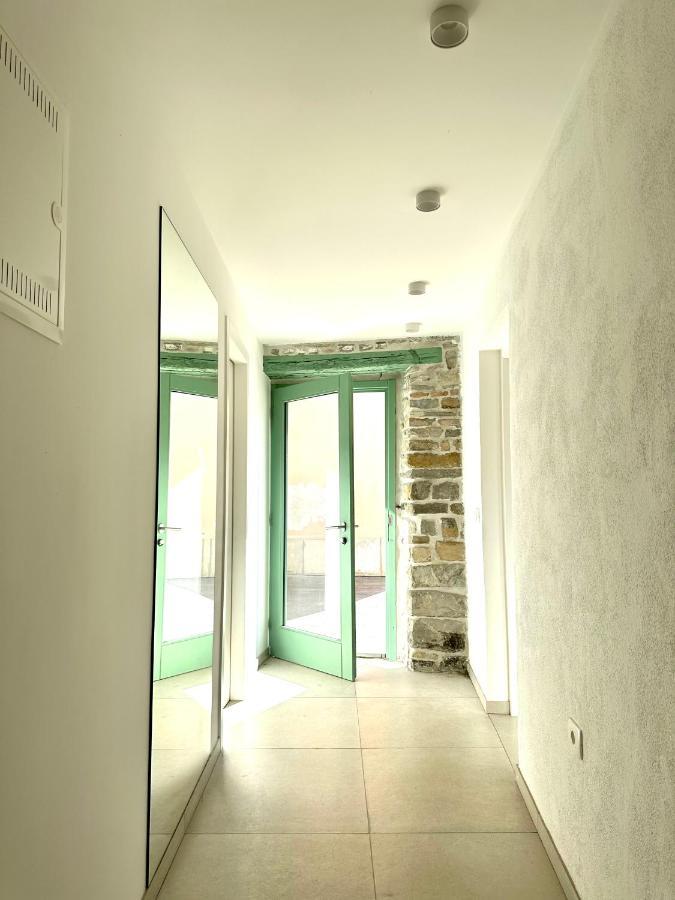 Damir Skomina Apartments Koper Bagian luar foto
