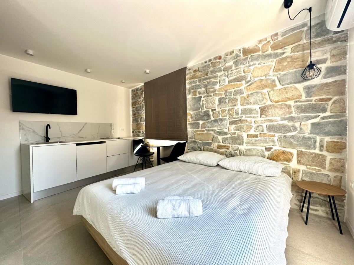 Damir Skomina Apartments Koper Bagian luar foto