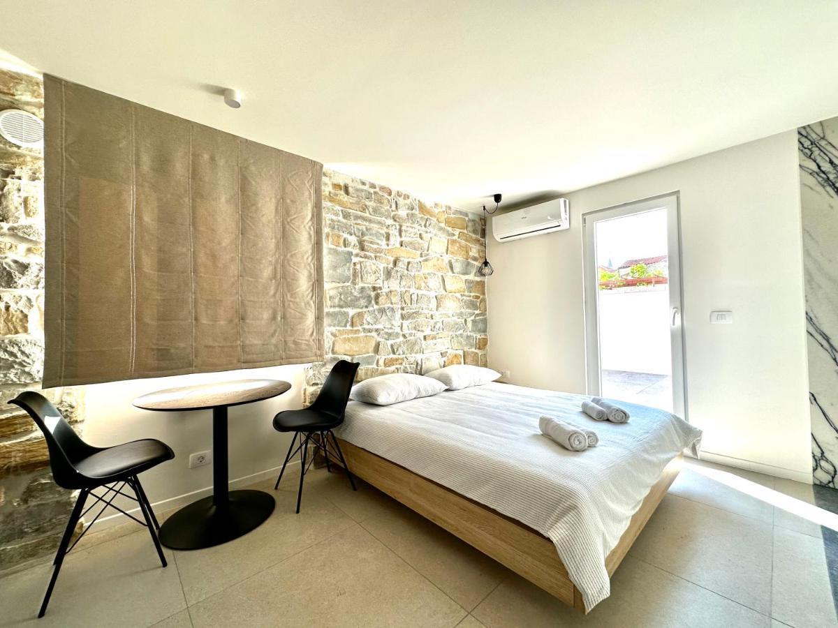 Damir Skomina Apartments Koper Bagian luar foto
