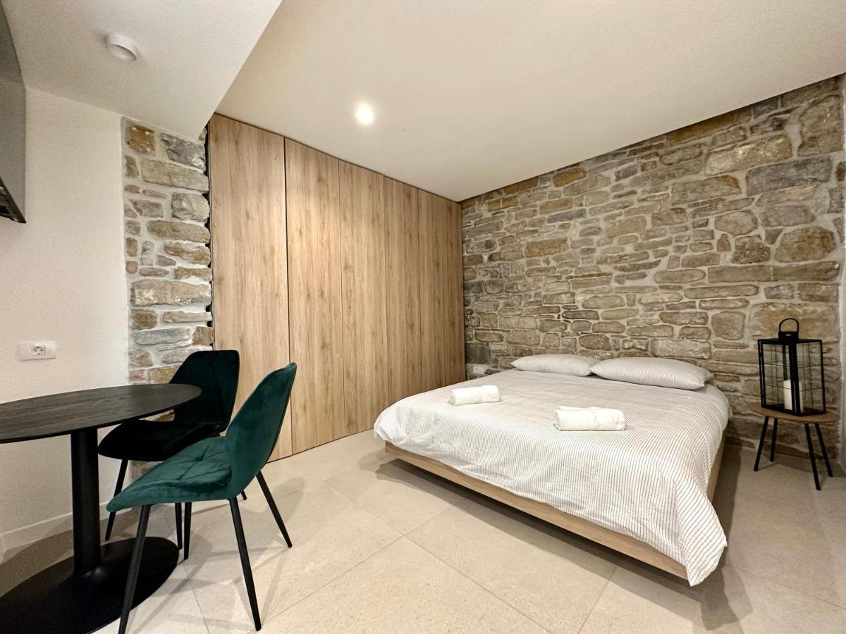 Damir Skomina Apartments Koper Bagian luar foto