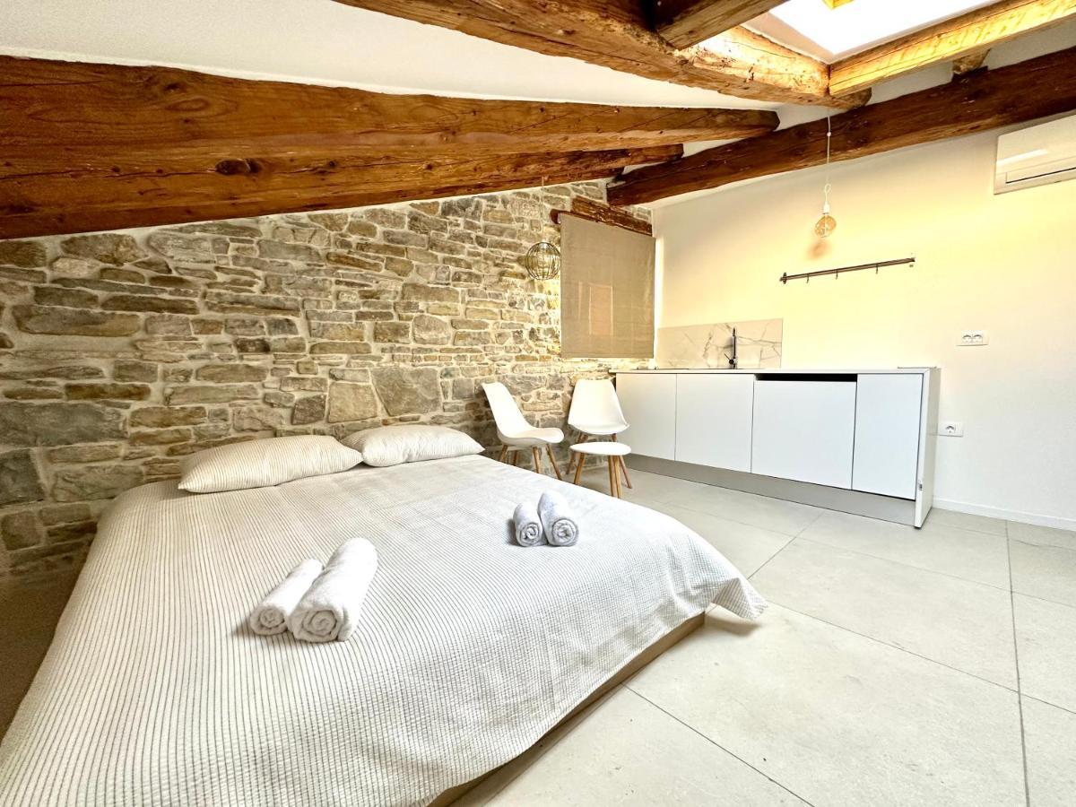 Damir Skomina Apartments Koper Bagian luar foto