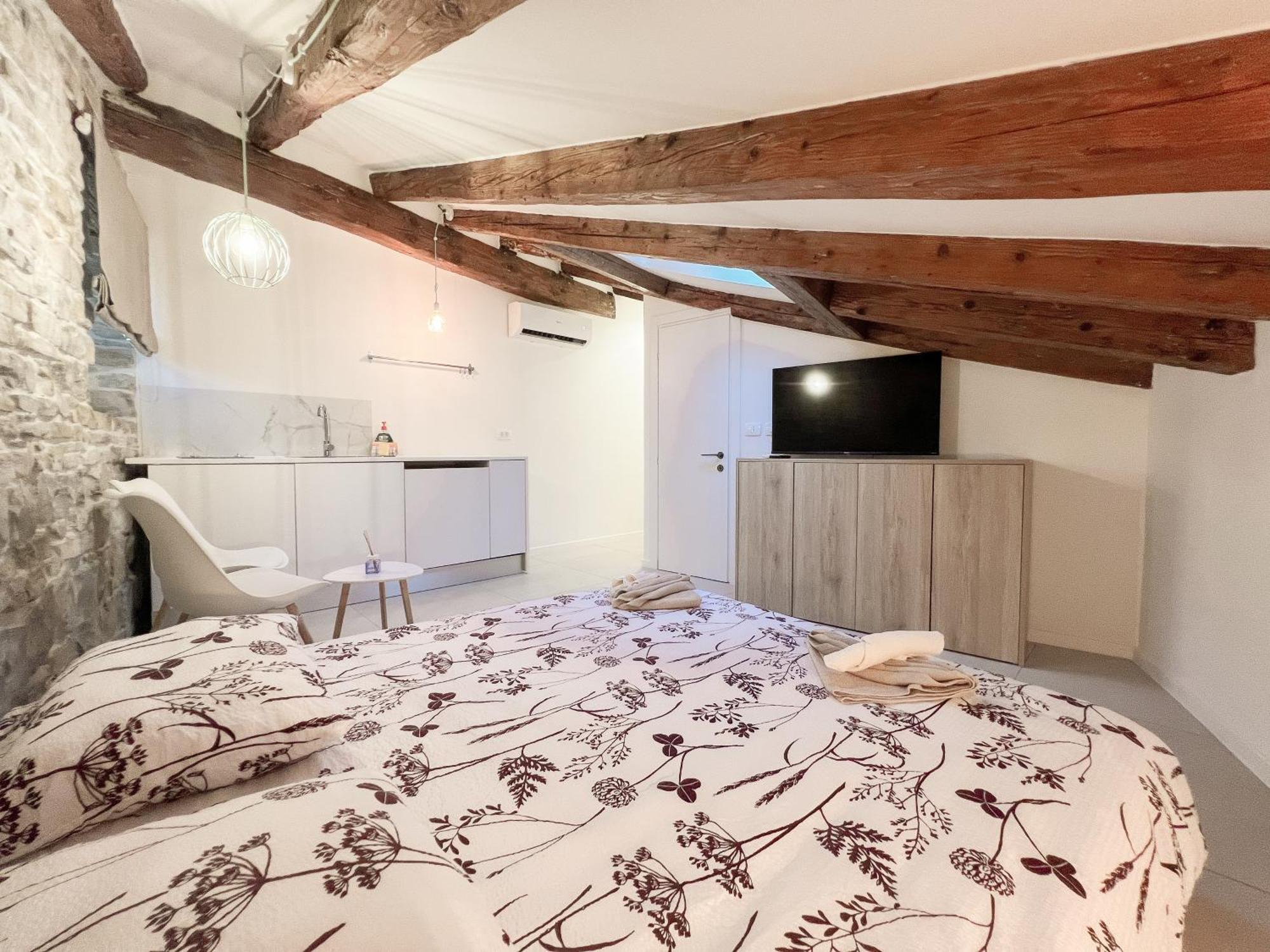 Damir Skomina Apartments Koper Bagian luar foto