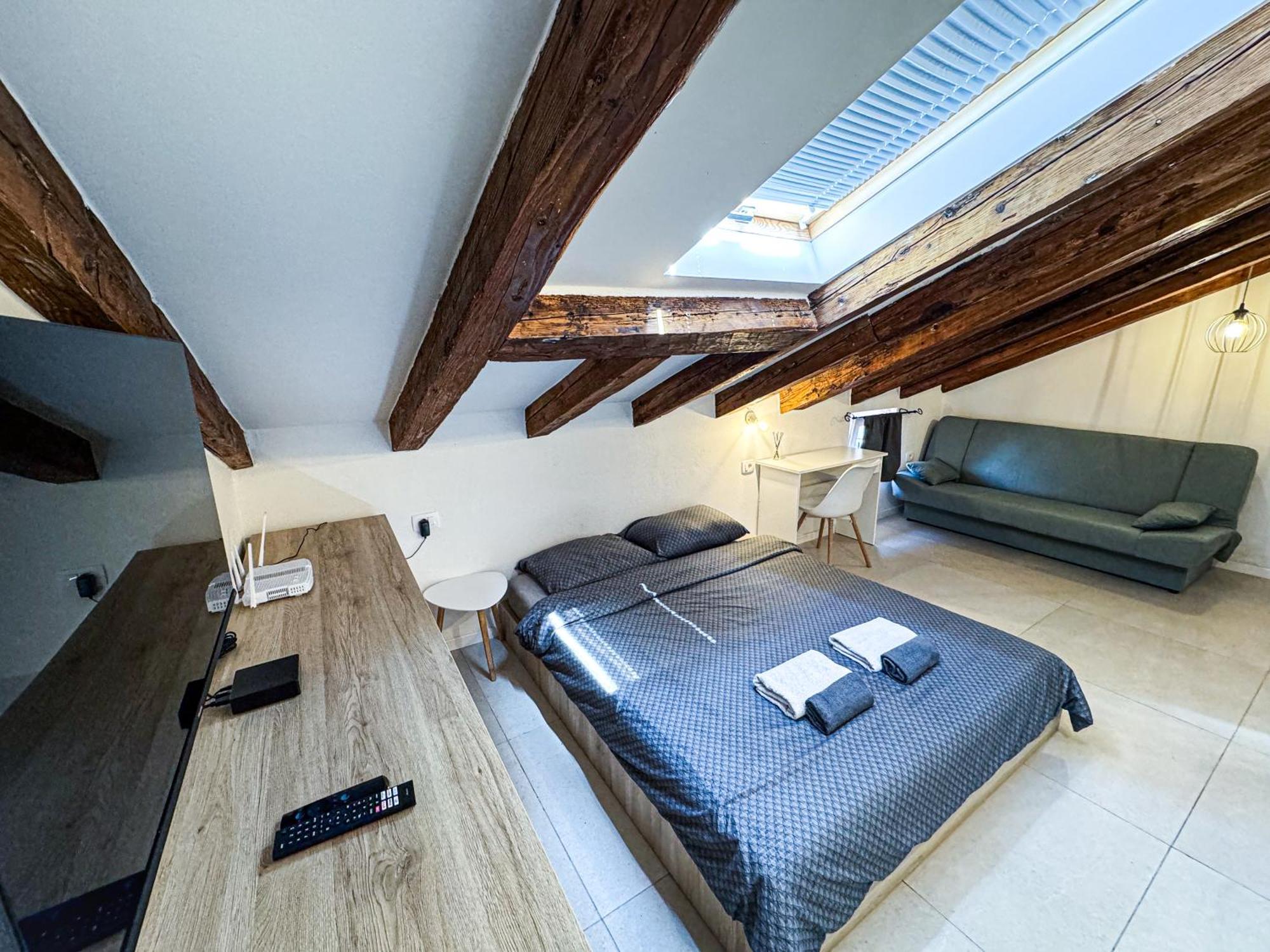 Damir Skomina Apartments Koper Bagian luar foto